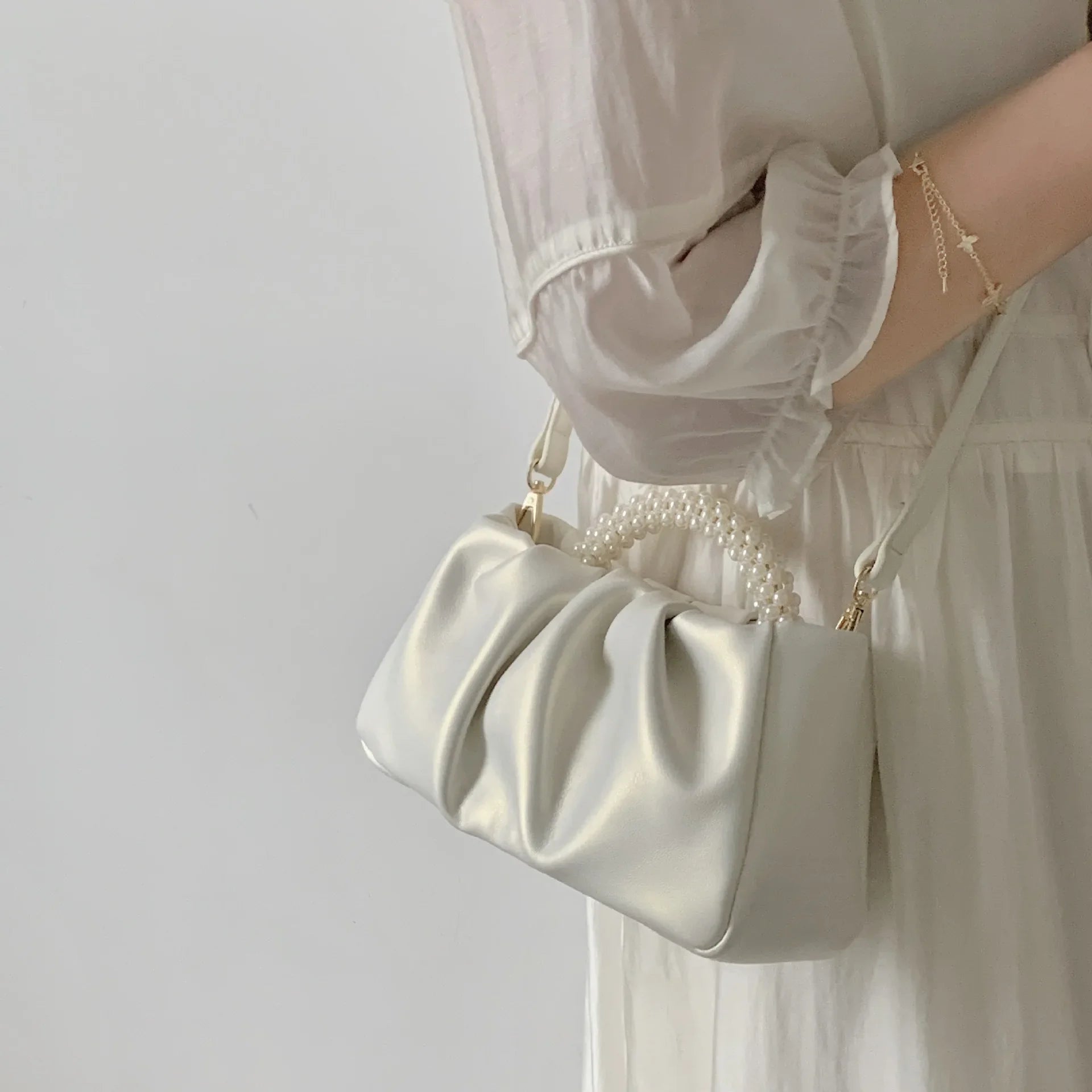 Pearl Handle Evening Clutch Bag