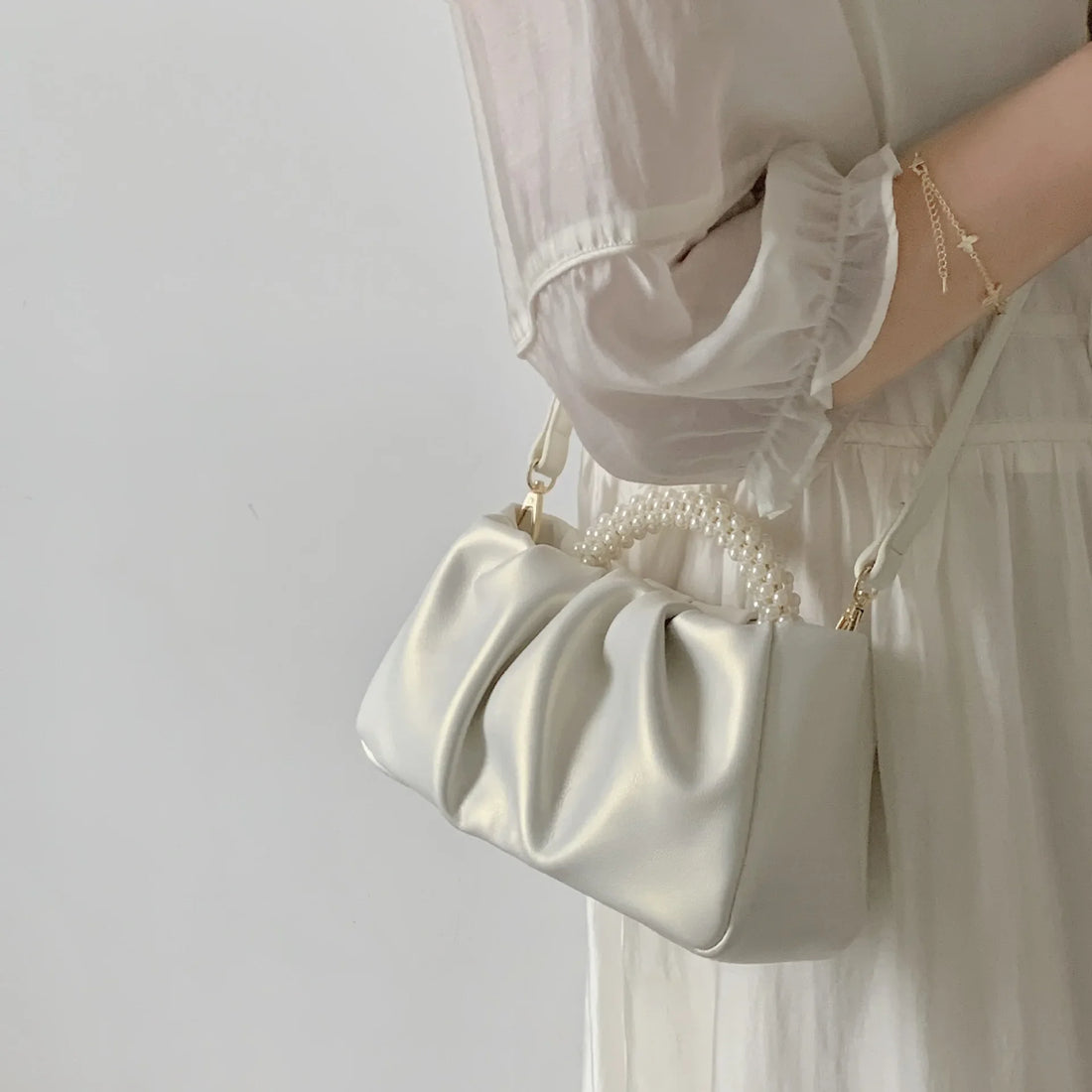 Pearl Handle Evening Clutch Bag